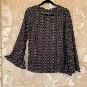 Elegant Black Patterned Women's Top